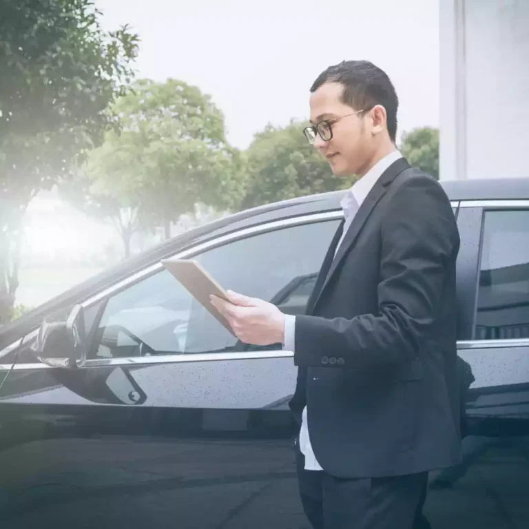business-men-work-with-laptops-side-car